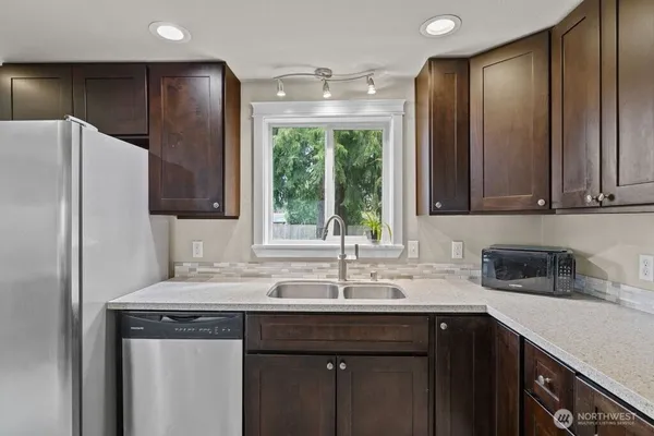 $479,000 | 6726 Henderson Boulevard Southeast, Tumwater, WA 98501