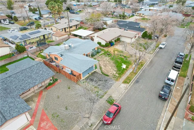 $349,000 | 423 East Landsford Street, Lancaster, CA 93535