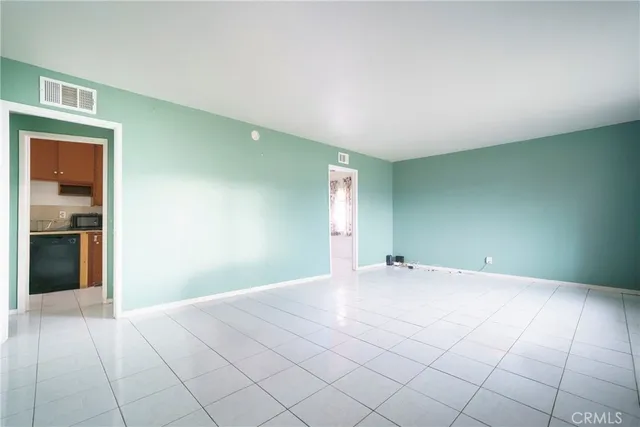 $349,000 | 423 East Landsford Street, Lancaster, CA 93535