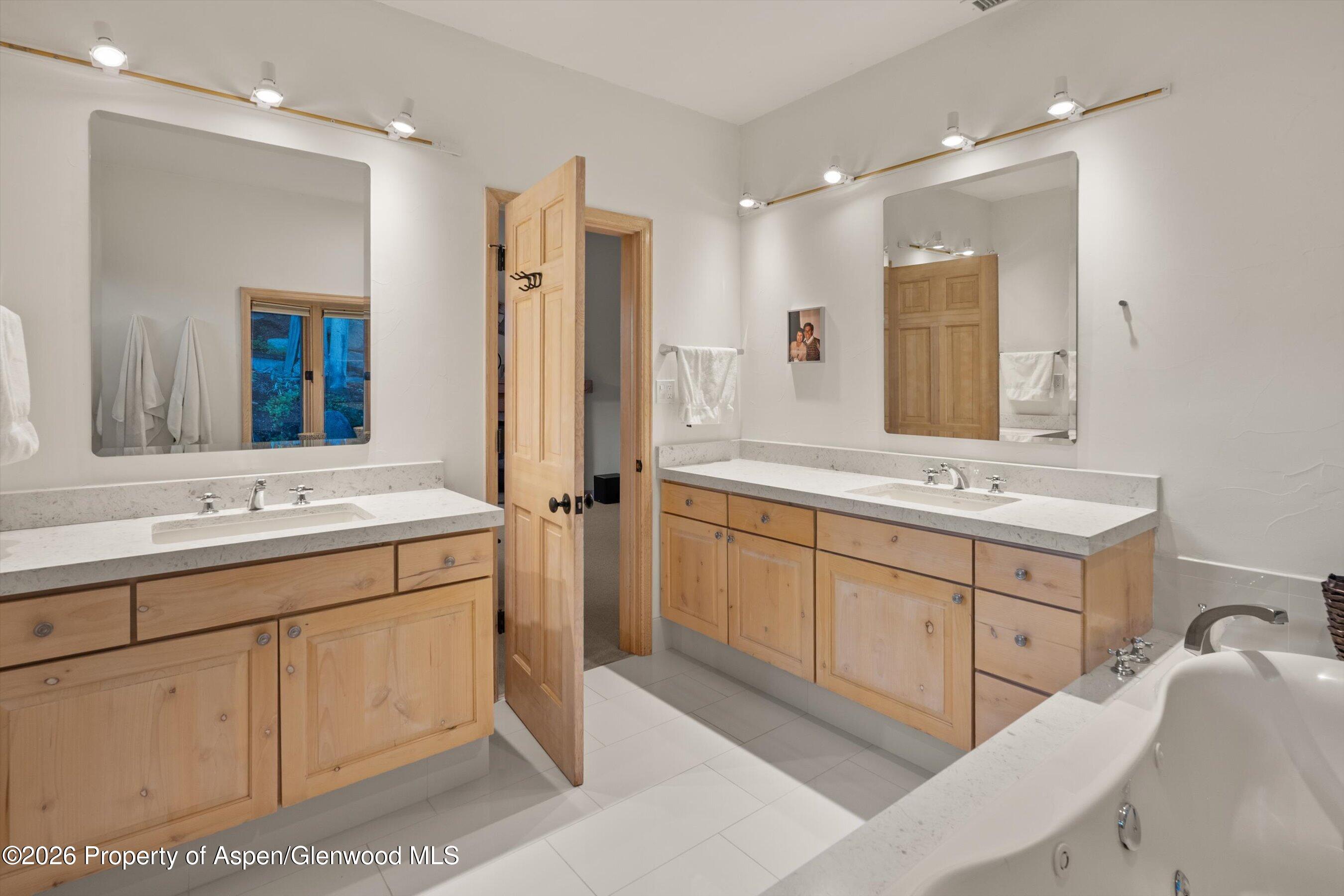 352 Faraway Road Snowmass Village, CO 81615 - Photo 24 of 48 Primary Bathroom