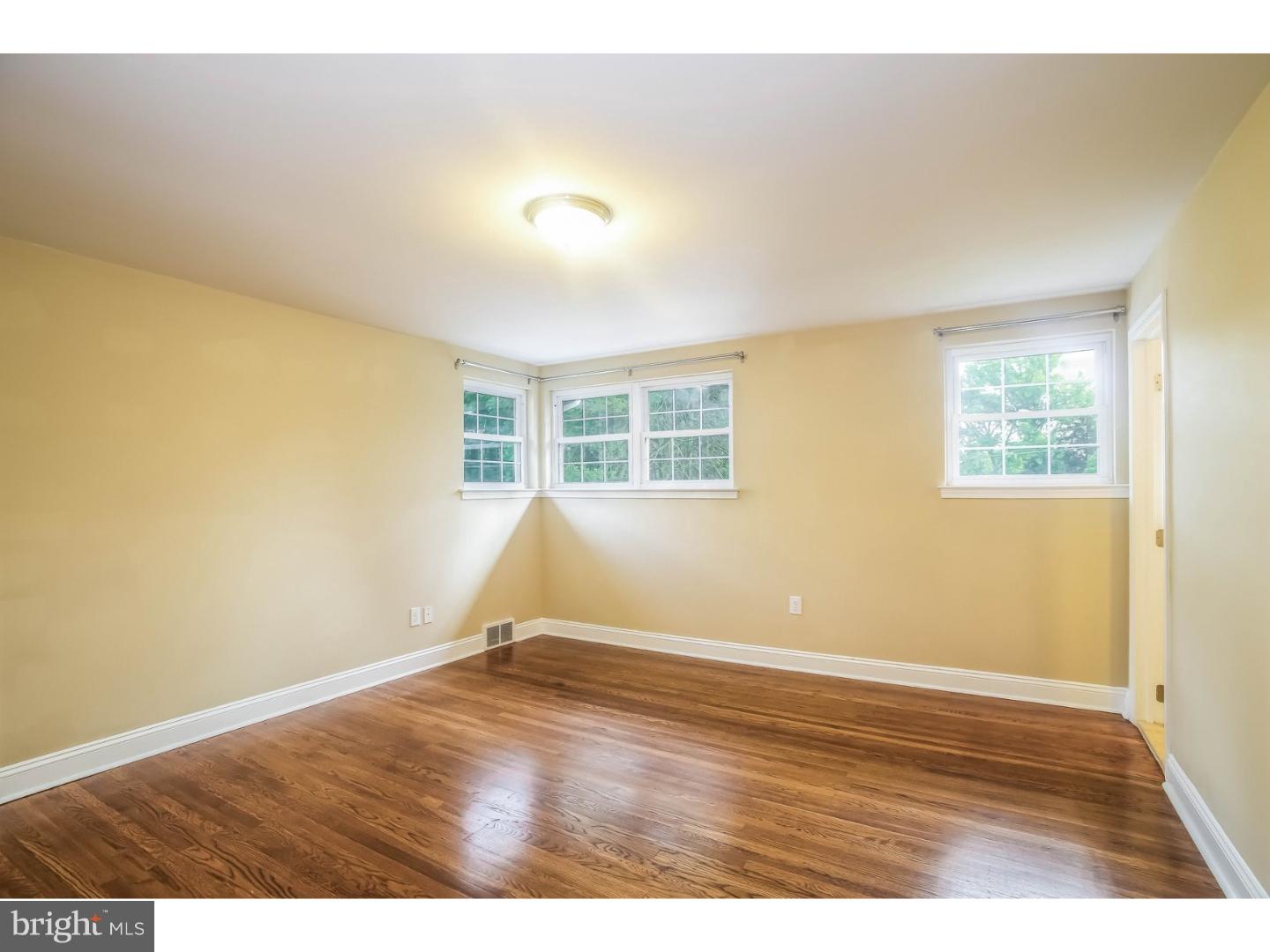 217 Ellis Road Havertown, PA 19083 - Photo 7 of 23 Master Bedroom