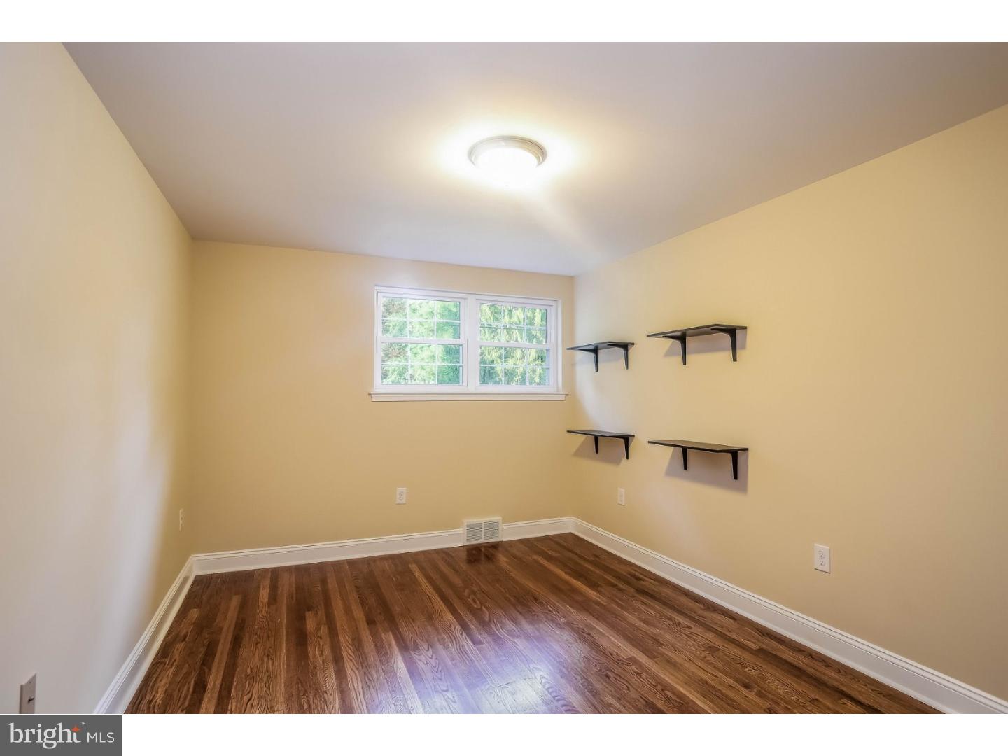 217 Ellis Road Havertown, PA 19083 - Photo 10 of 23 Bedroom 3
