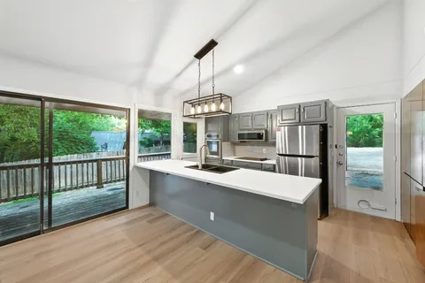 $1,200,000 | 1603 Westlake Drive, West Lake Hills, TX 78746