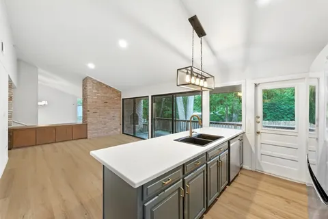 $1,200,000 | 1603 Westlake Drive, West Lake Hills, TX 78746