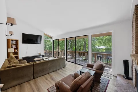 $1,200,000 | 1603 Westlake Drive, West Lake Hills, TX 78746