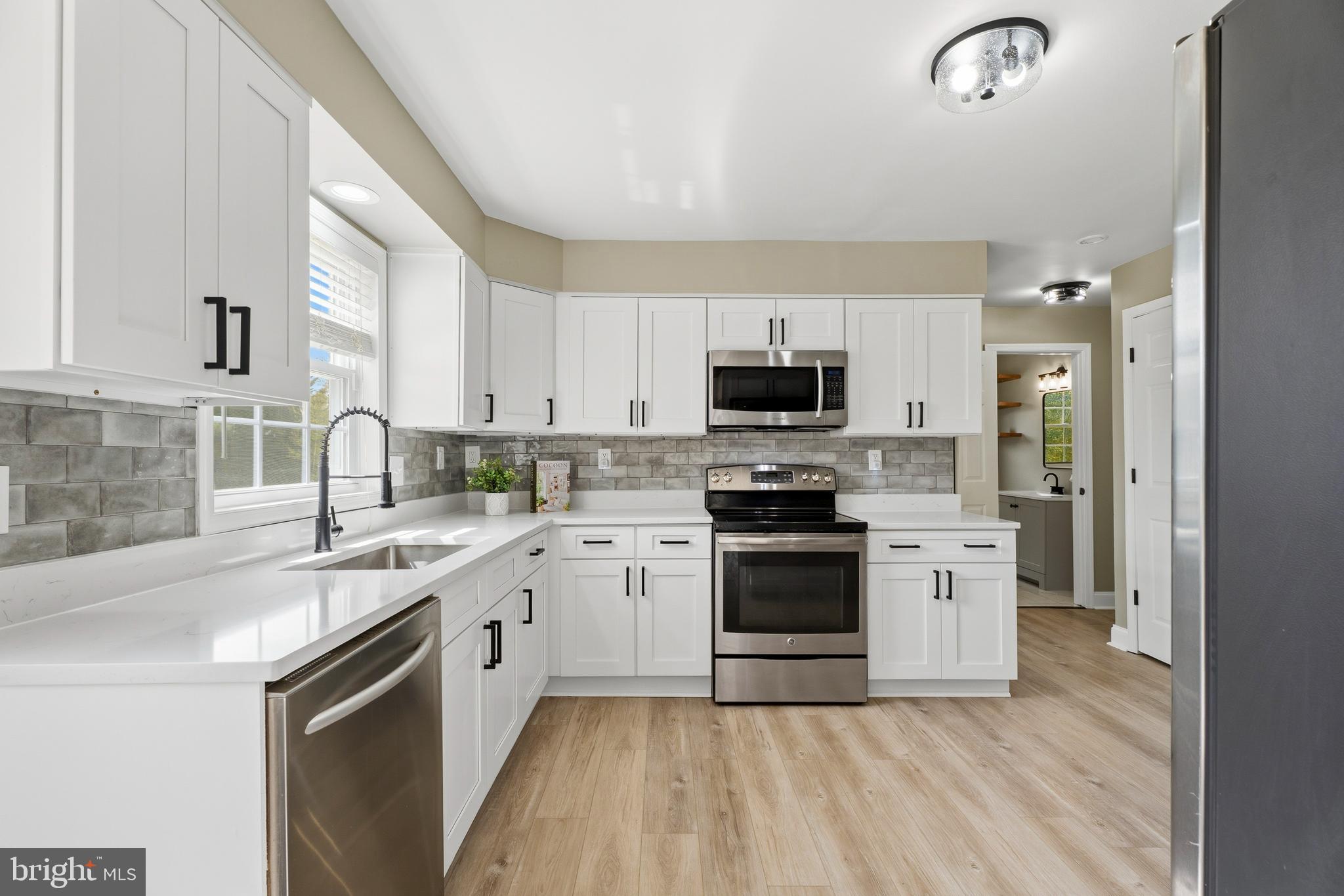 815 Gilbert Road Aberdeen, MD 21001 - Photo 13 of 58 Fully Updated Gourmet Kitchen