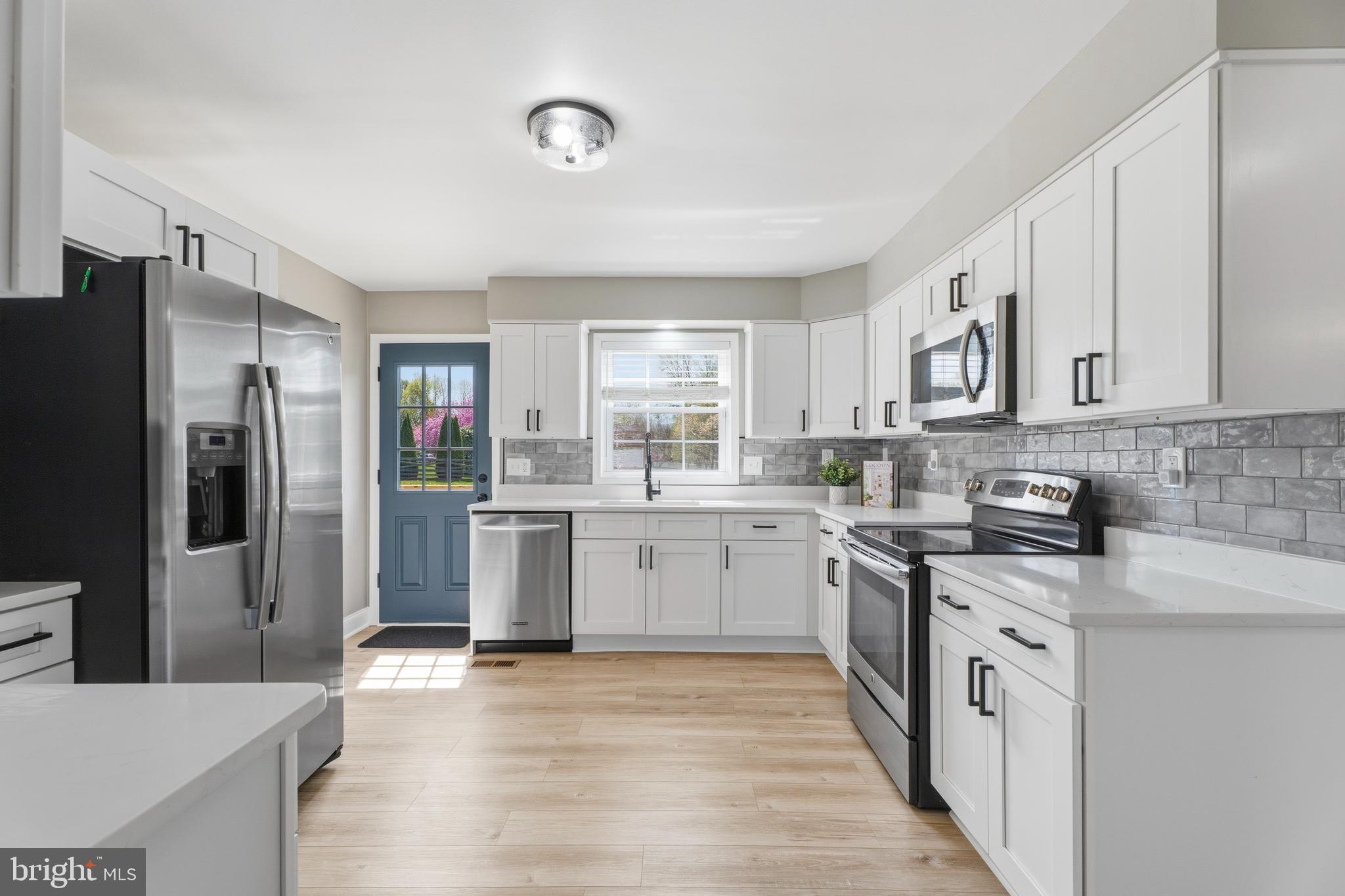 815 Gilbert Road Aberdeen, MD 21001 - Photo 15 of 58 Fully Updated Gourmet Kitchen