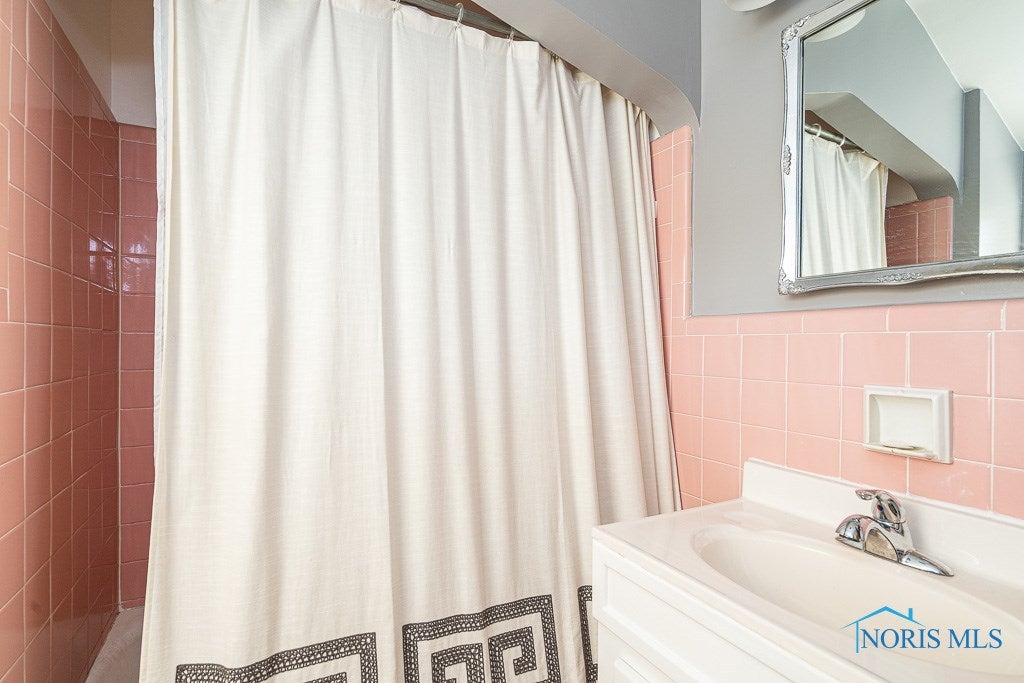 3828 Bowen Road Toledo, OH 43613 - Photo 25 of 36 Gallery Image 25