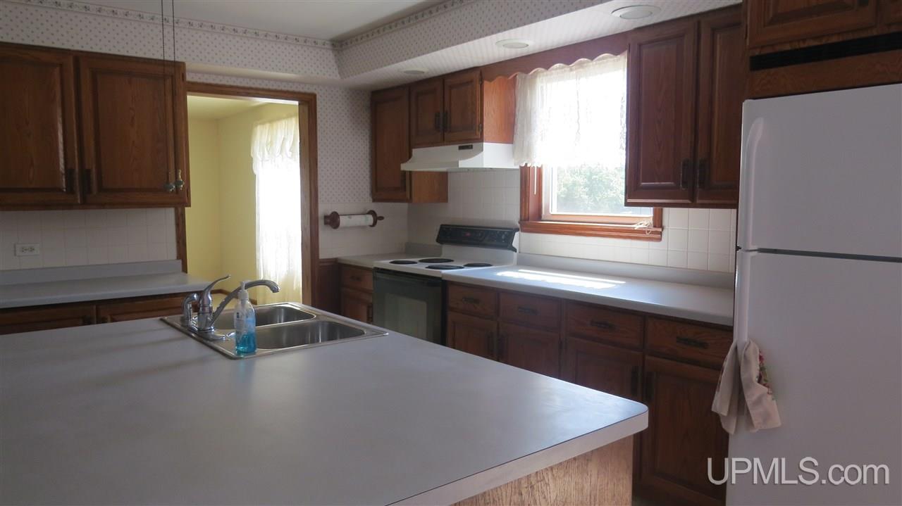 8761 Co Road Cornell, MI 49818 - Photo 16 of 25
