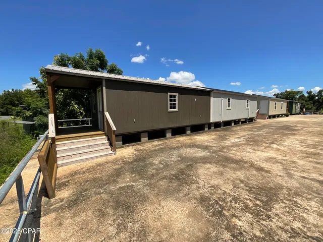 $1,599,000 | 8599 Gadsden Trail, Sneads, FL 32460