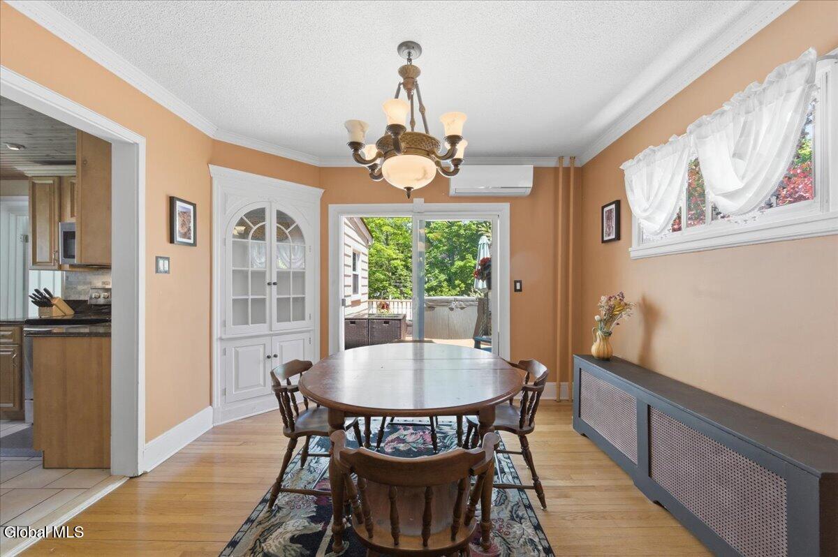 11 Freeman Road Albany, NY 12208 - Photo 13 of 34 13) 72433-6a24b2c003848
