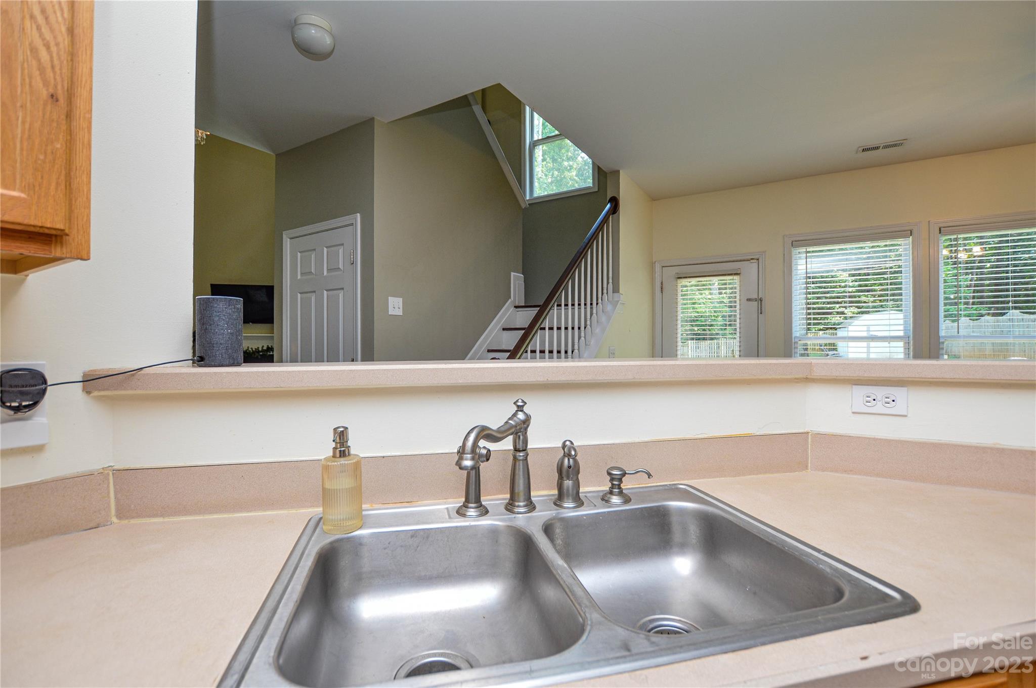 1818 Yaupon Road Charlotte, NC 28215 - Photo 18 of 42 Gallery Image 18