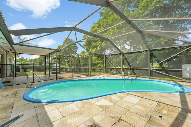 $2,900 | 706 Southeast Alamanda Way, Stuart, FL 34996