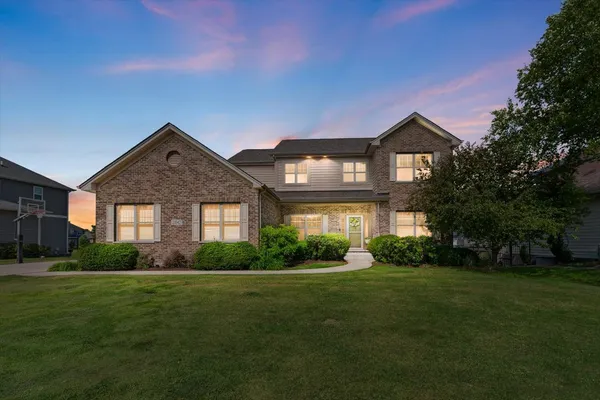 $534,900 | 21042 Lakewoods Lane, Shorewood, IL 60404