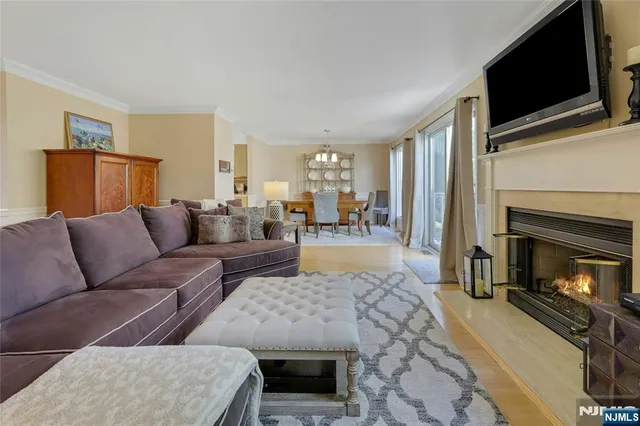 $629,999 | 10 Greenup Court, Wayne, NJ 07470