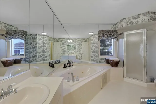 $629,999 | 10 Greenup Court, Wayne, NJ 07470