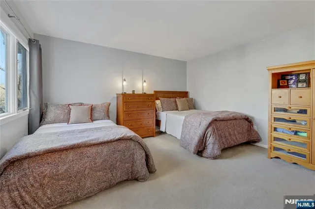 $629,999 | 10 Greenup Court, Wayne, NJ 07470