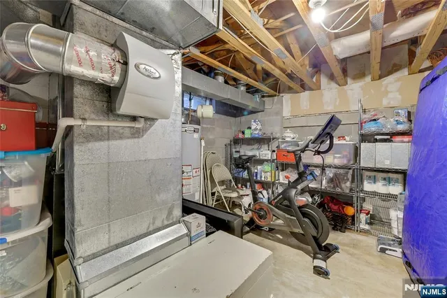 $629,999 | 10 Greenup Court, Wayne, NJ 07470