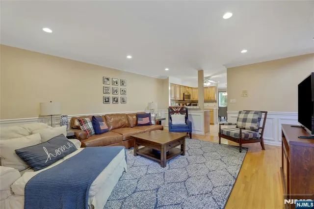 $629,999 | 10 Greenup Court, Wayne, NJ 07470