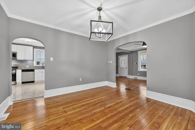 $459,900 | 312 West Monroe Avenue, Magnolia, NJ 08049