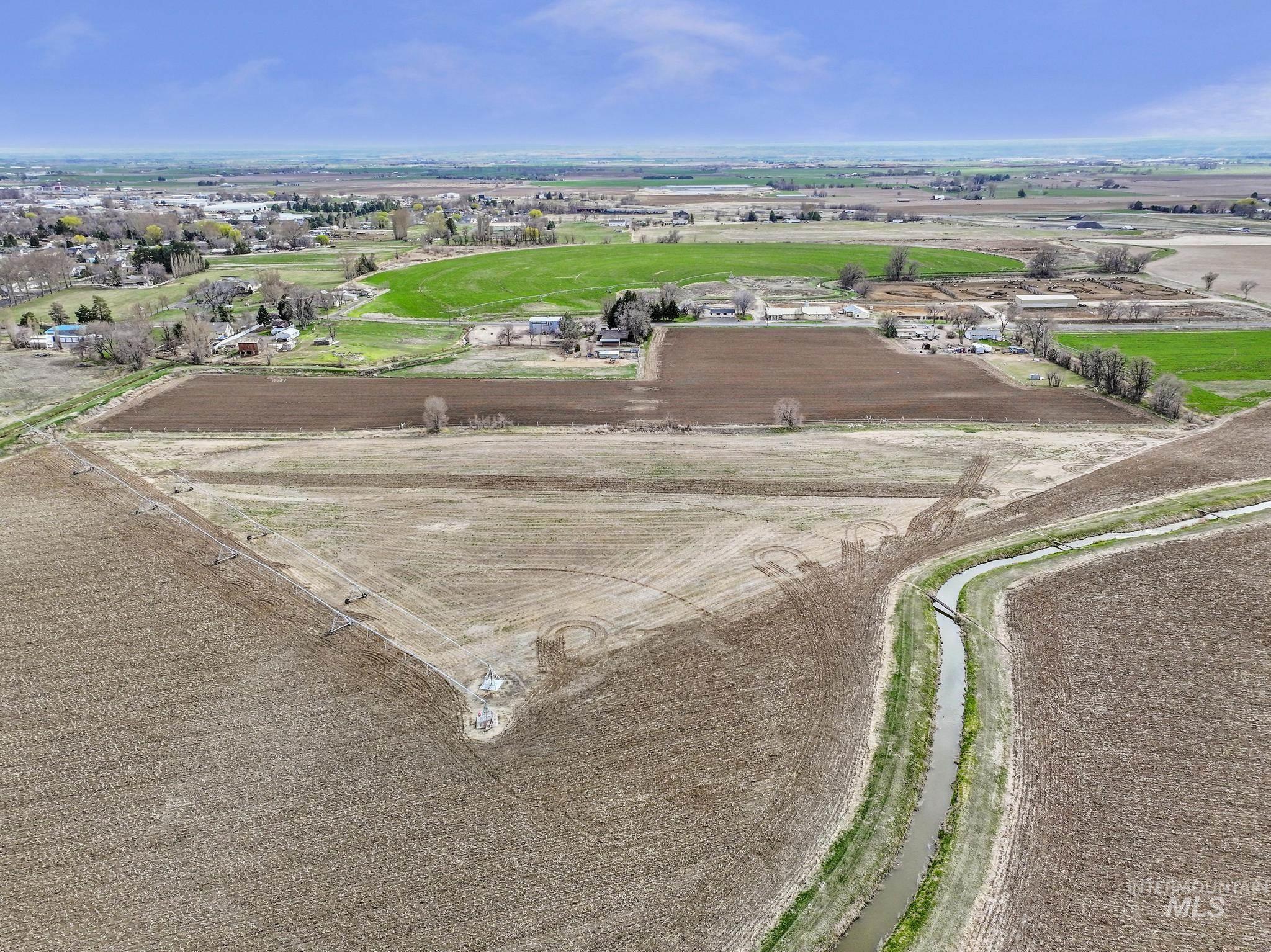 1876 East 2900 South, Unit A Wendell, ID 83355 - Photo 13 of 16