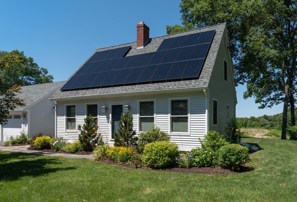 26 Chmura Road Hadley, MA 01035 - Photo 1 of 20 Gallery Image 1
