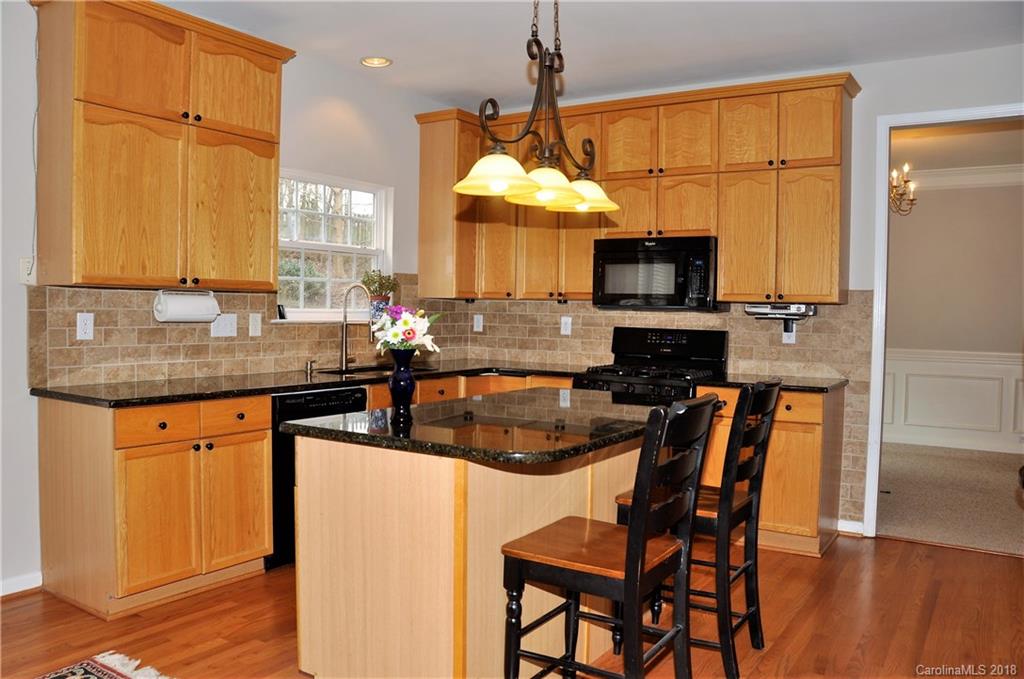915 Furman Court Fort Mill, SC 29708 - Photo 5 of 19