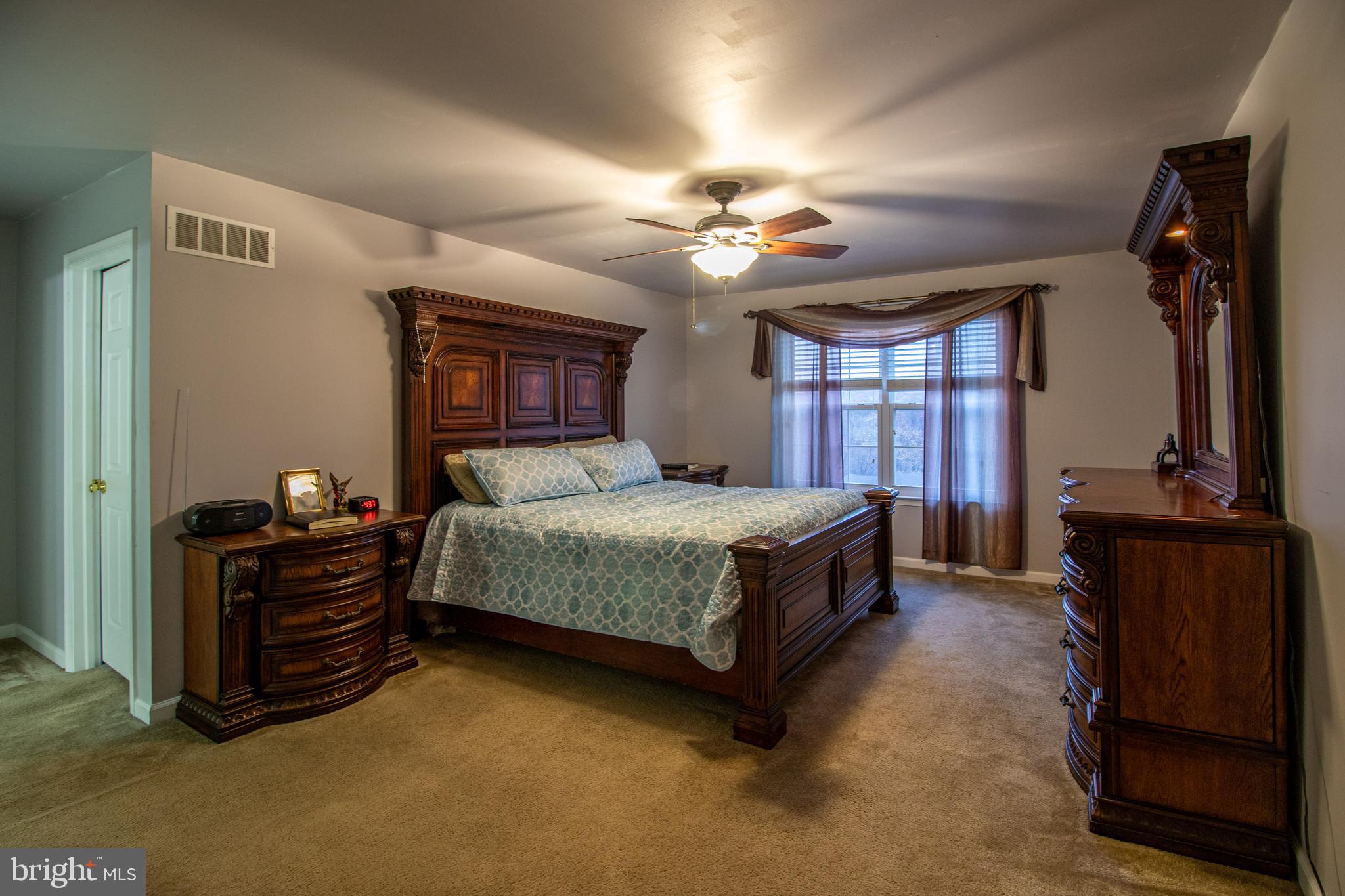 7 Mill Ridge Drive Aston, PA 19014 - Photo 22 of 45 Master Bedroom