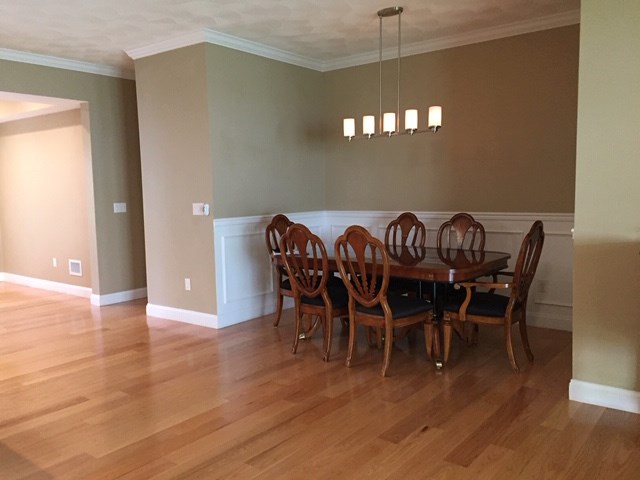 41 Breakneck Hill Road, Unit 3 Lincoln, RI 02865 - Photo 18 of 22 SIMPLY ELEGANT DINING AREA