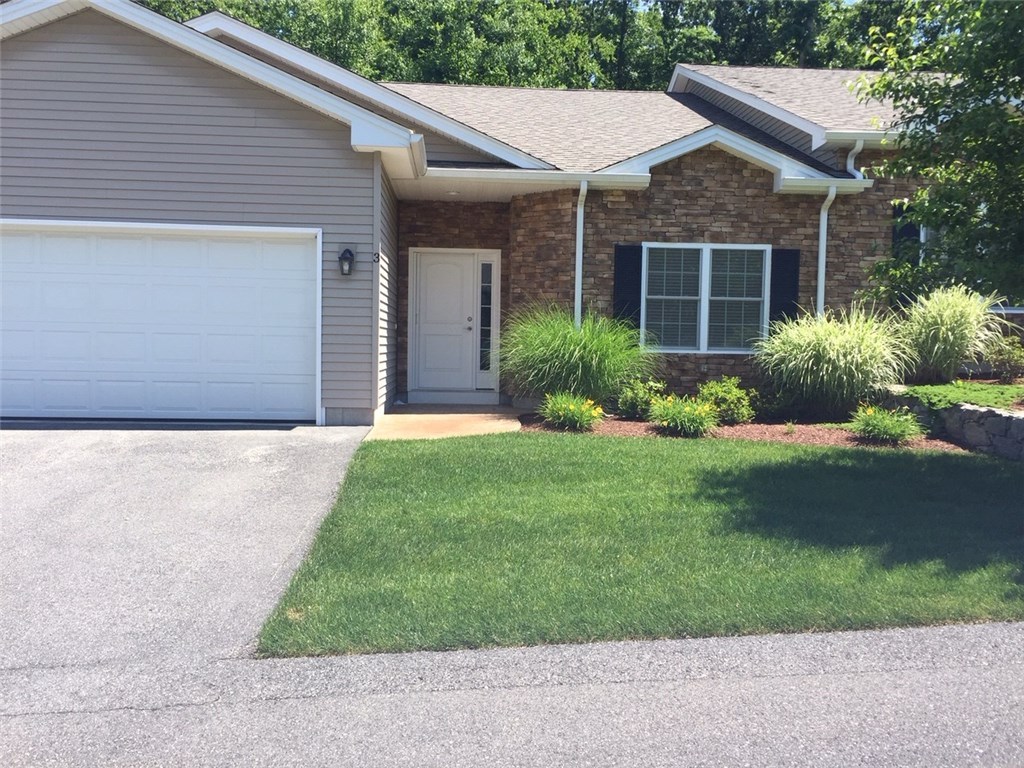 41 Breakneck Hill Road, Unit 3 Lincoln, RI 02865 - Photo 2 of 22 MAIN ENTRANCE