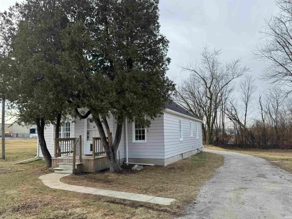 $170,000 | 1930 Bremer Road, Fort Wayne, IN 46803