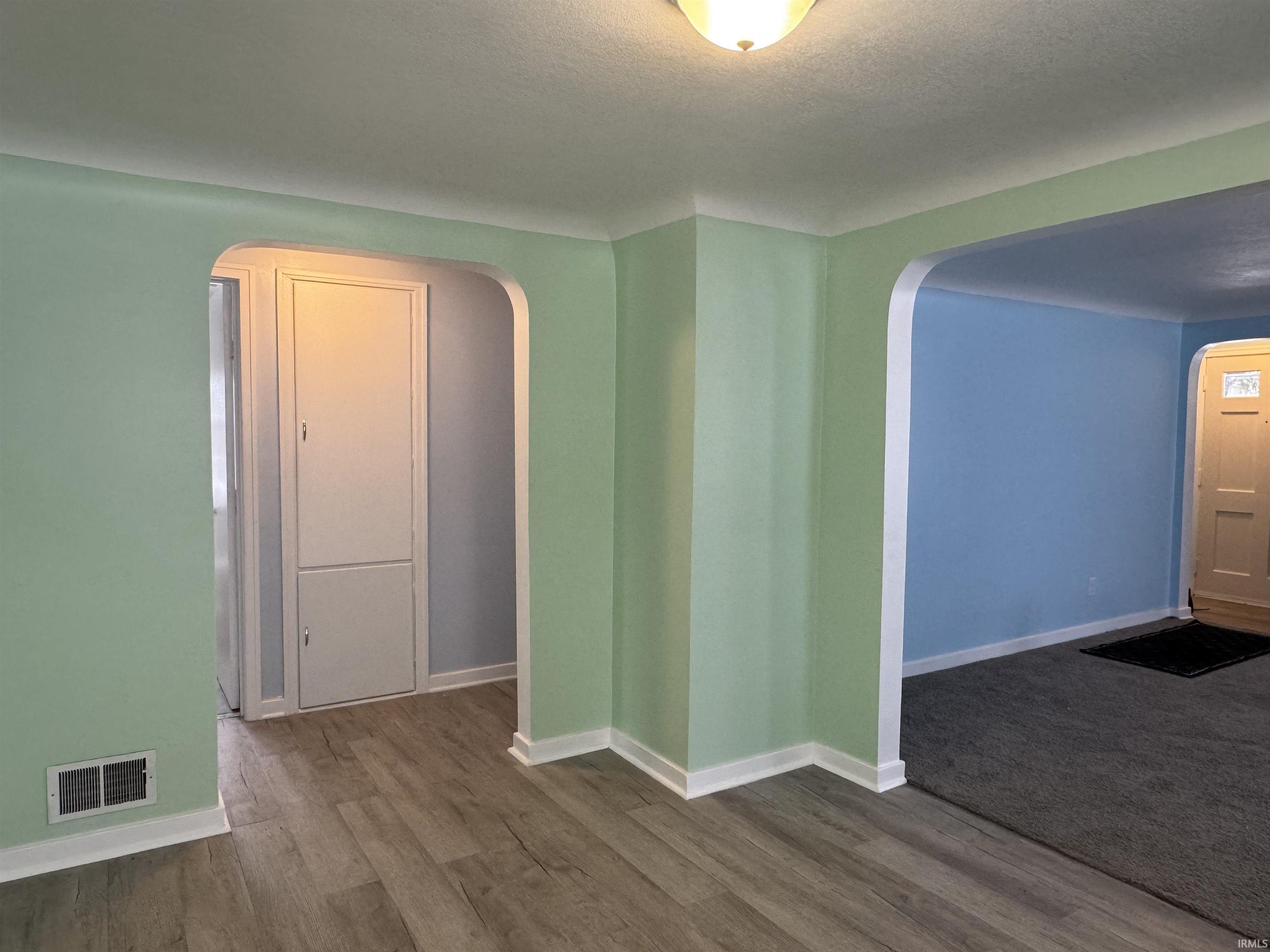 1930 Bremer Road Fort Wayne, IN 46803 - Photo 8 of 30