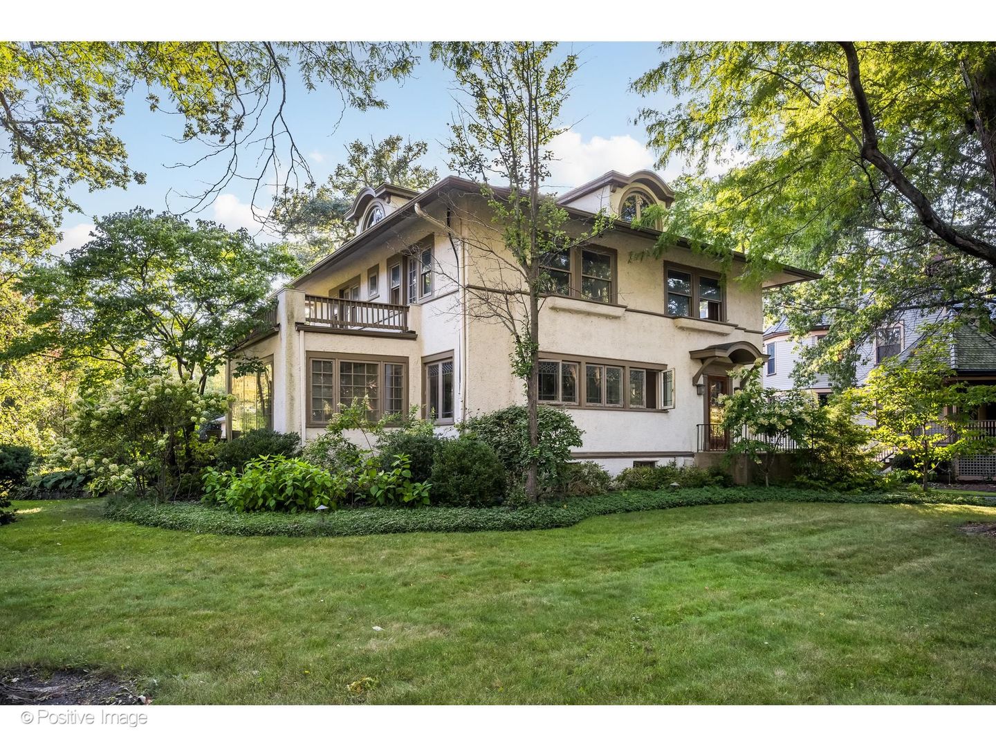 304 Cumnor Road Kenilworth, IL 60043 - Photo 1 of 17 Gallery Image 1
