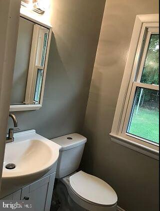902 Price Road Salisbury, MD 21801 - Photo 9 of 39 Master Bedroom Bath