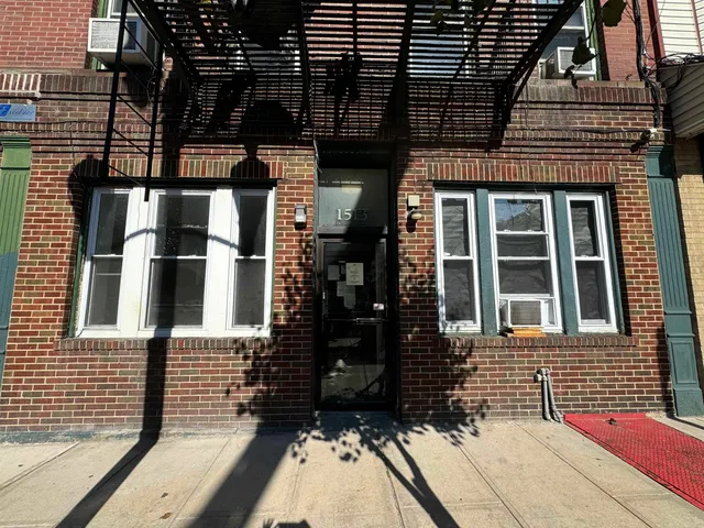 $1,300 | 1513 Summit Avenue, Unit 6, Union City, NJ 07087