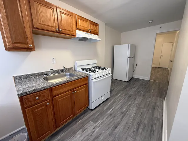 $1,300 | 1513 Summit Avenue, Unit 6, Union City, NJ 07087
