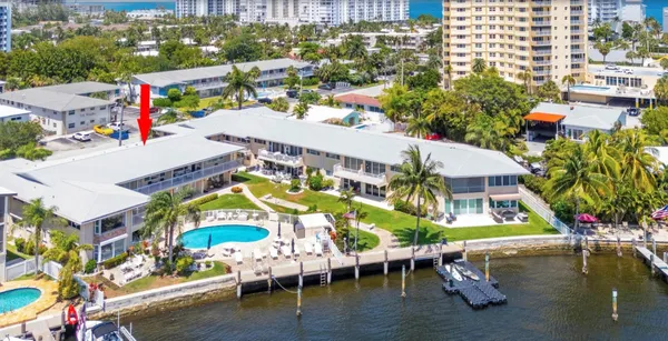 $2,600 | 3216 Southeast 12th Street, Unit 28, Pompano Beach, FL 33062