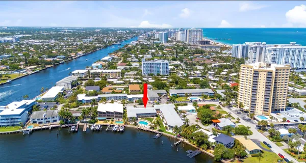 $2,600 | 3216 Southeast 12th Street, Unit 28, Pompano Beach, FL 33062