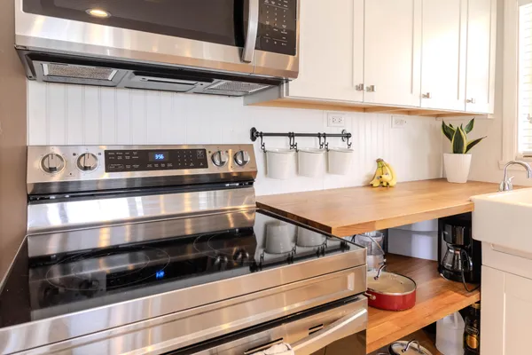 $2,600 | 3216 Southeast 12th Street, Unit 28, Pompano Beach, FL 33062