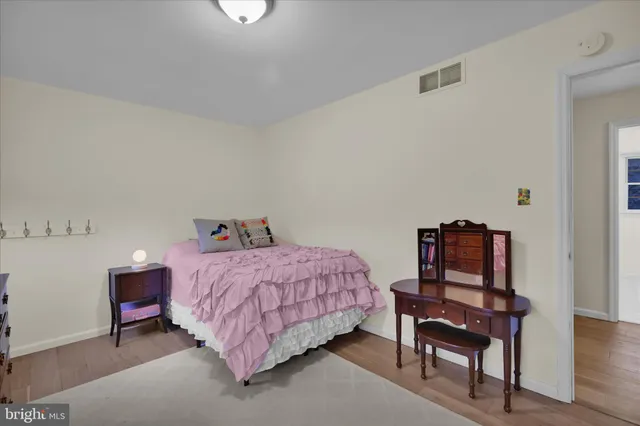 $469,900 | 2052 Lincoln Court, Wyomissing, PA 19610