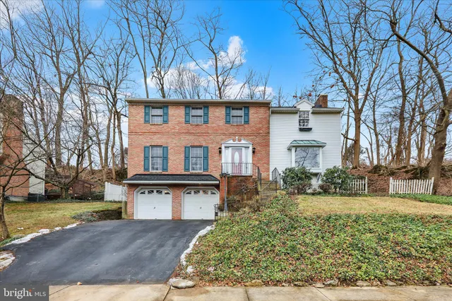 $469,900 | 2052 Lincoln Court, Wyomissing, PA 19610