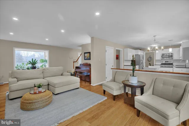 $469,900 | 2052 Lincoln Court, Wyomissing, PA 19610