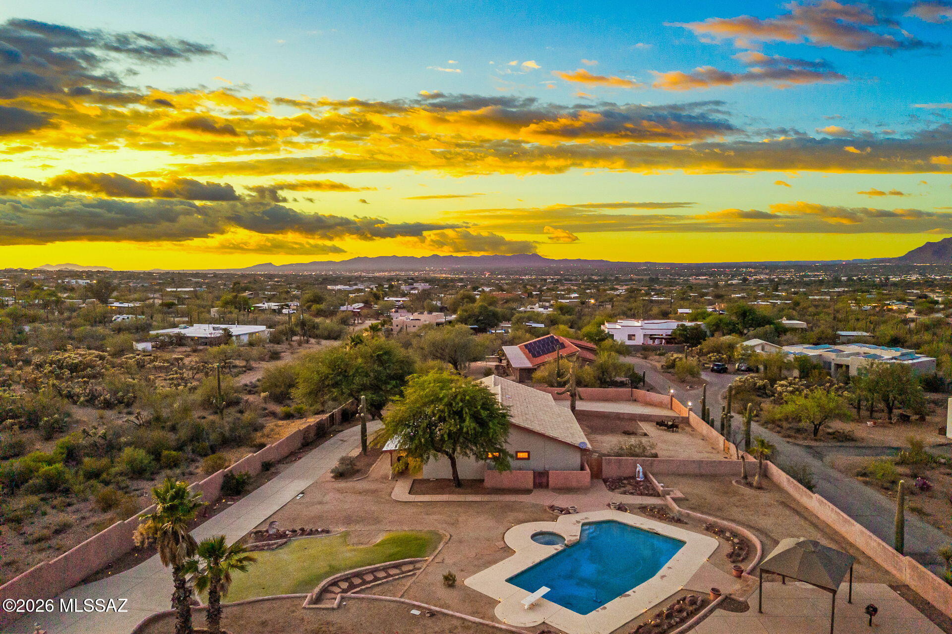 3310 West Morgan Road Tucson, AZ 85745 - Photo 3 of 44
