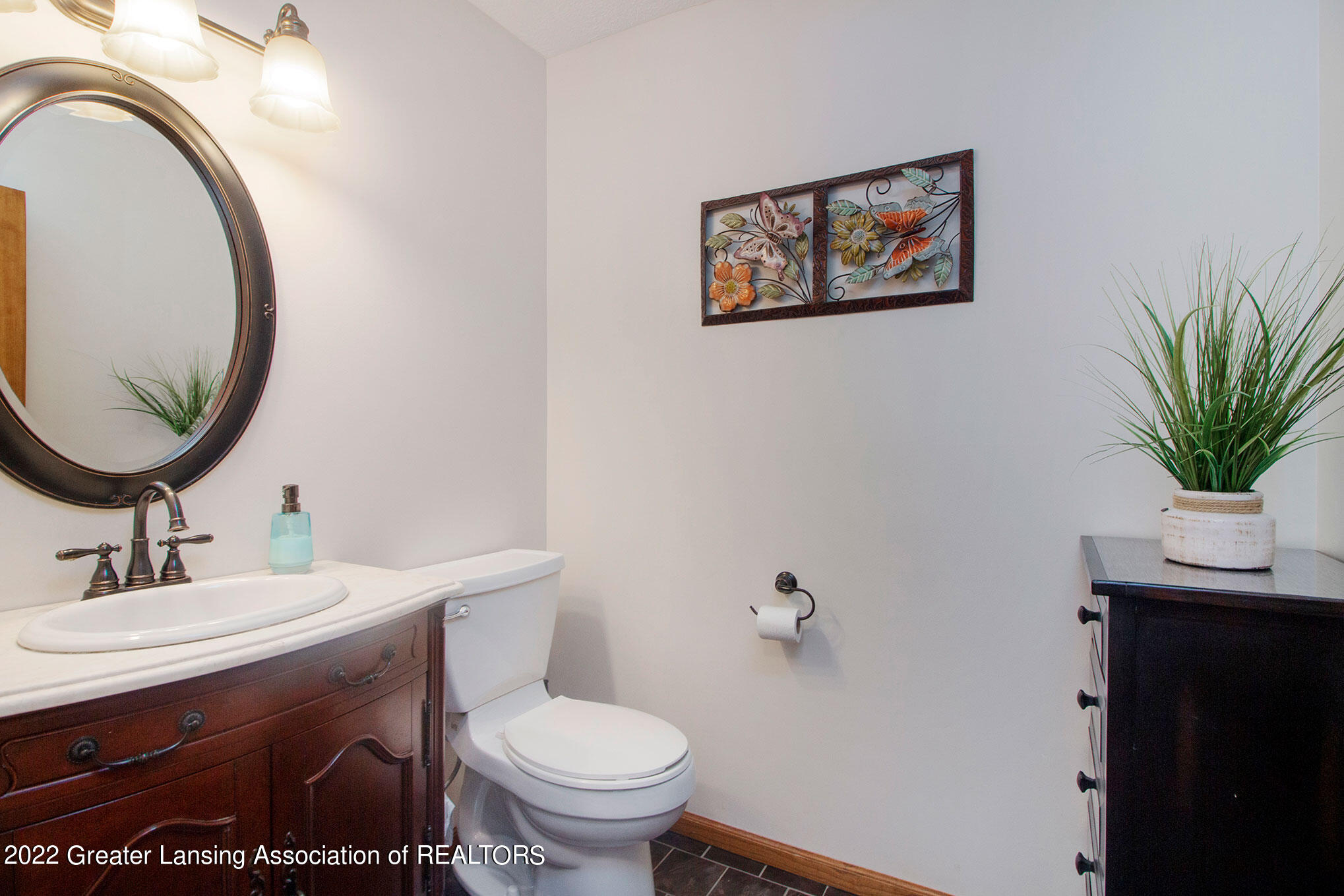 1938 West Columbia Road Mason, MI 48854 - Photo 23 of 55 1/2 Bath