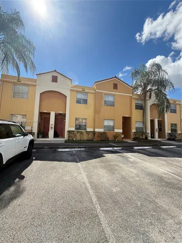 $2,000 | 3873 Northwest 90th Avenue, Unit 3873, Sunrise, FL 33351