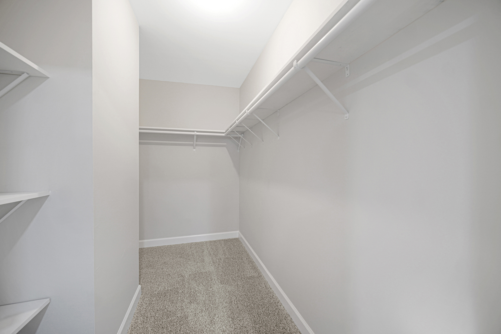 30 Cornwall Drive Crete, IL 60417 - Photo 21 of 44 a view of small space