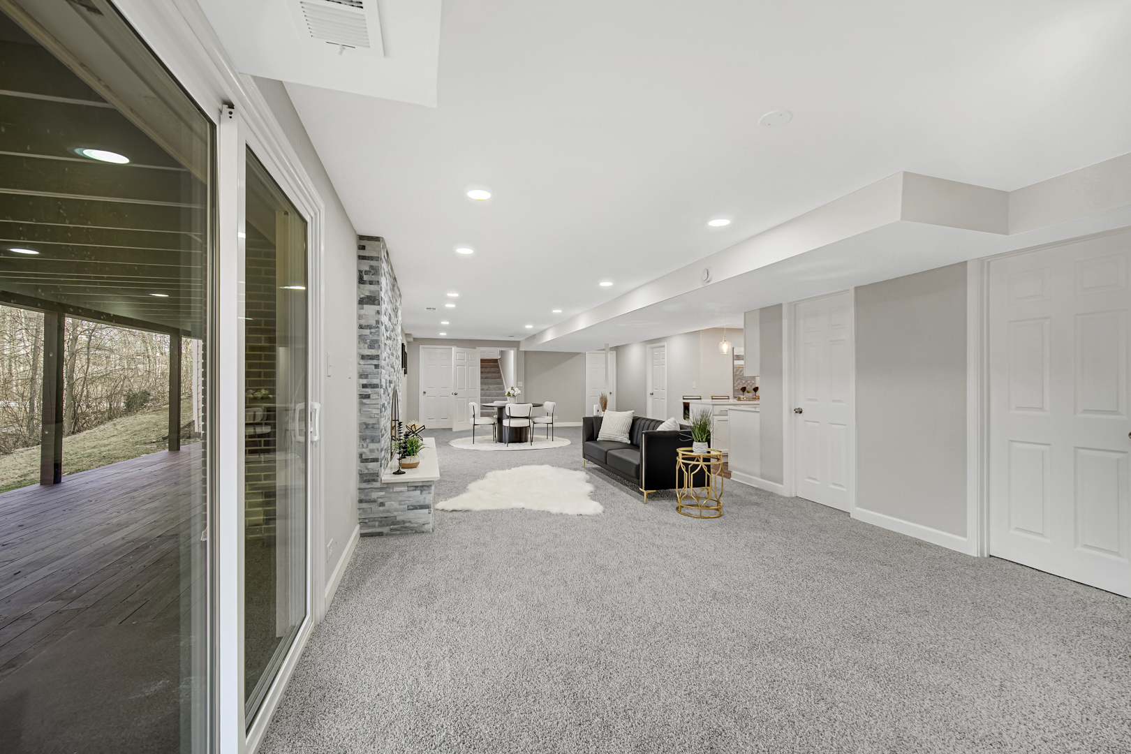 30 Cornwall Drive Crete, IL 60417 - Photo 32 of 44 a view of a livingroom with furniture and a window