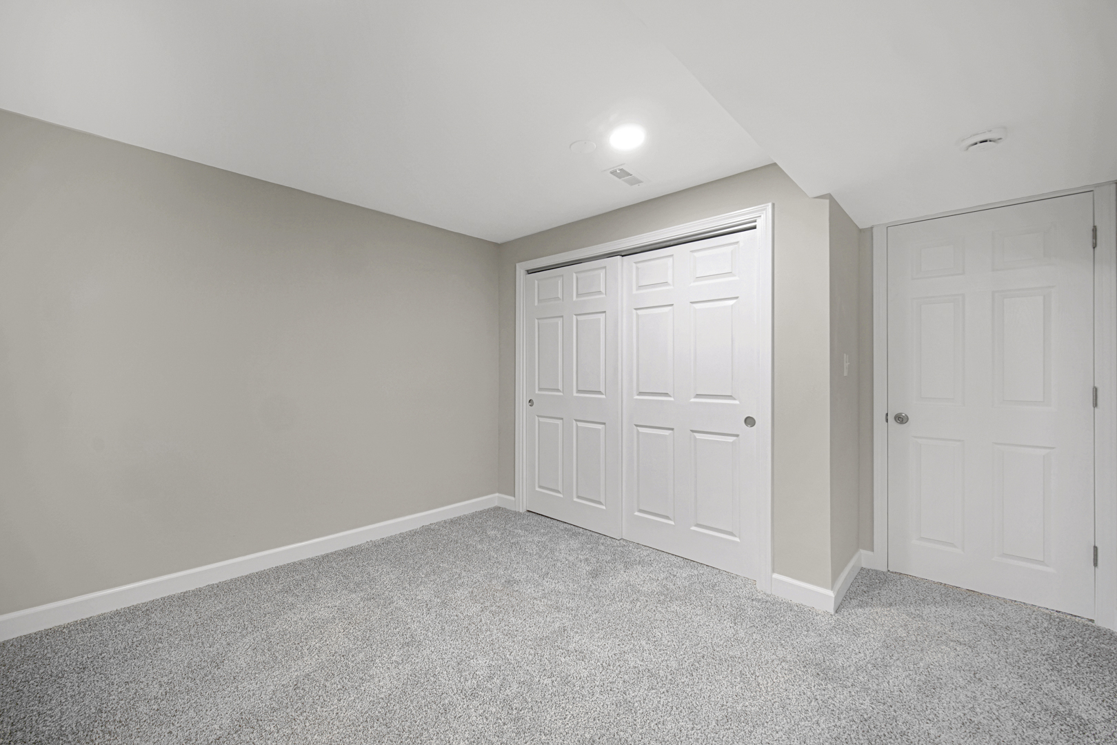 30 Cornwall Drive Crete, IL 60417 - Photo 35 of 44 a view of an empty room