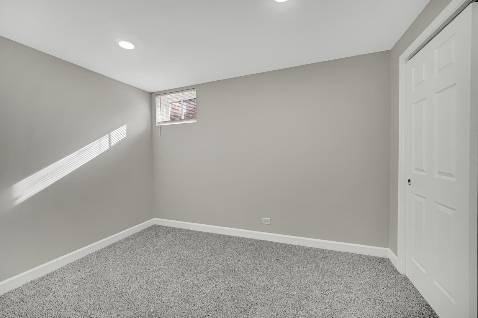 30 Cornwall Drive Crete, IL 60417 - Photo 37 of 44 a view of an empty room