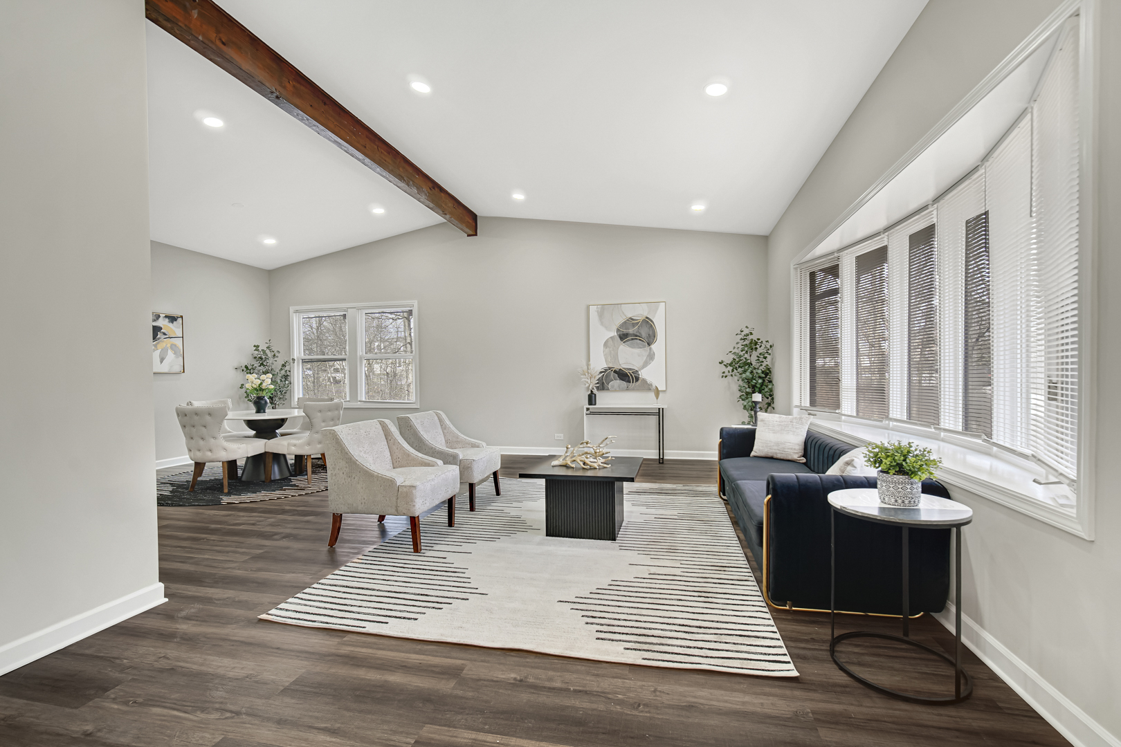 30 Cornwall Drive Crete, IL 60417 - Photo 5 of 44 a living room with furniture